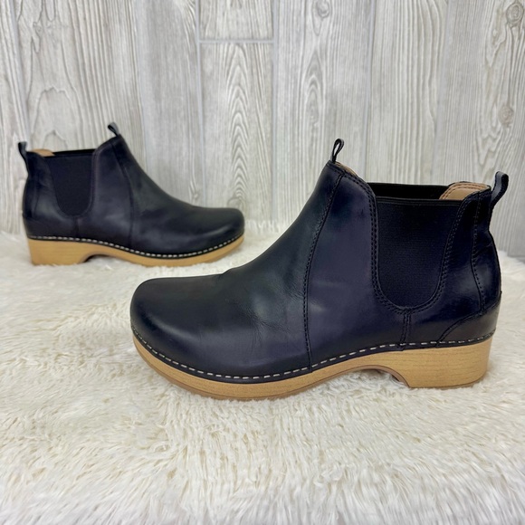 Dansko Shoes - Dansko Becka Black Oiled Leather Pull Up Boot 9.5 or 10 modern clog boots 40 EUC